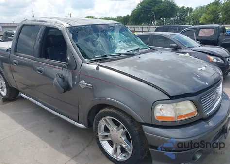 2002 Ford F-150 Lariat from USA, damaged, VIN 1FTRW07322KC24433